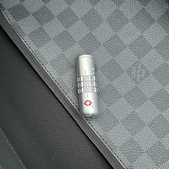 Louis Vuitton HORIZON SOFT DUFFLE 55 (N40173) - Picture 8 of 8